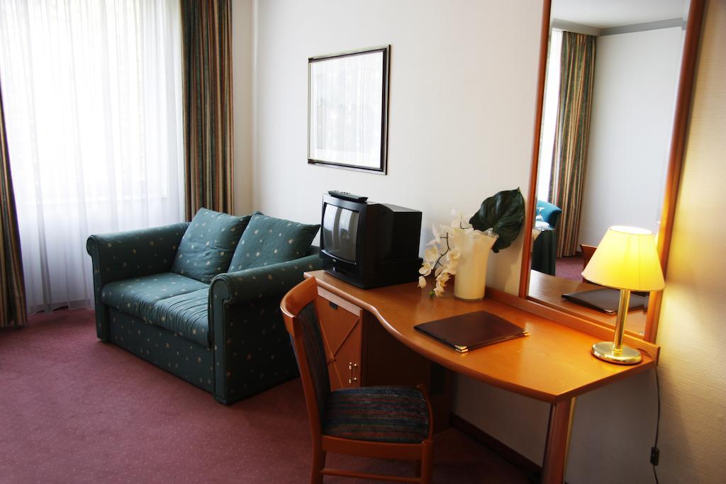 Ina Hotel Royal Cologne Luaran gambar