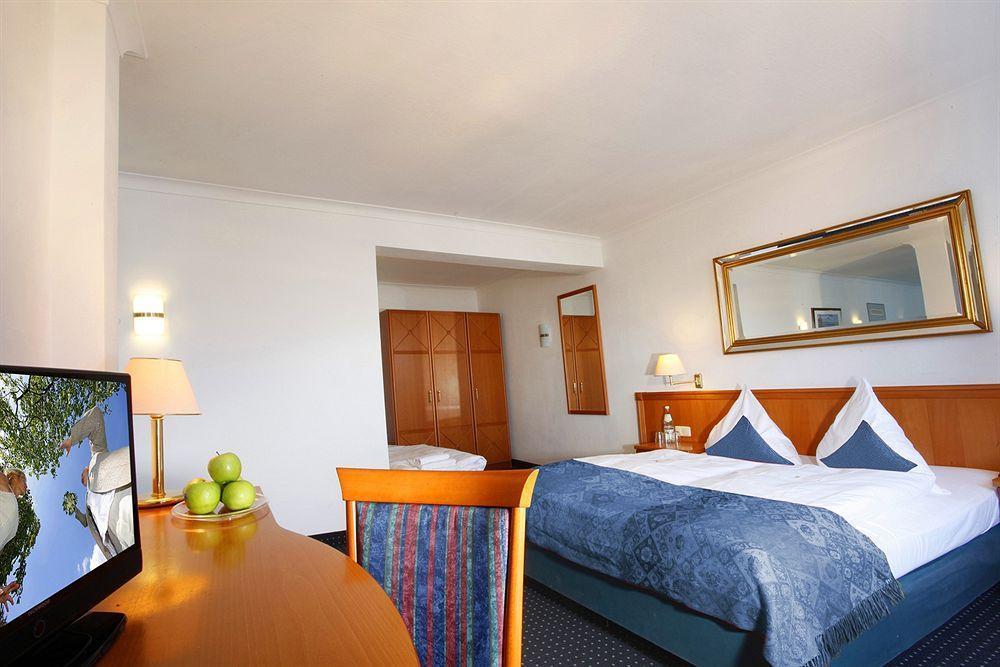 Ina Hotel Royal Cologne Luaran gambar