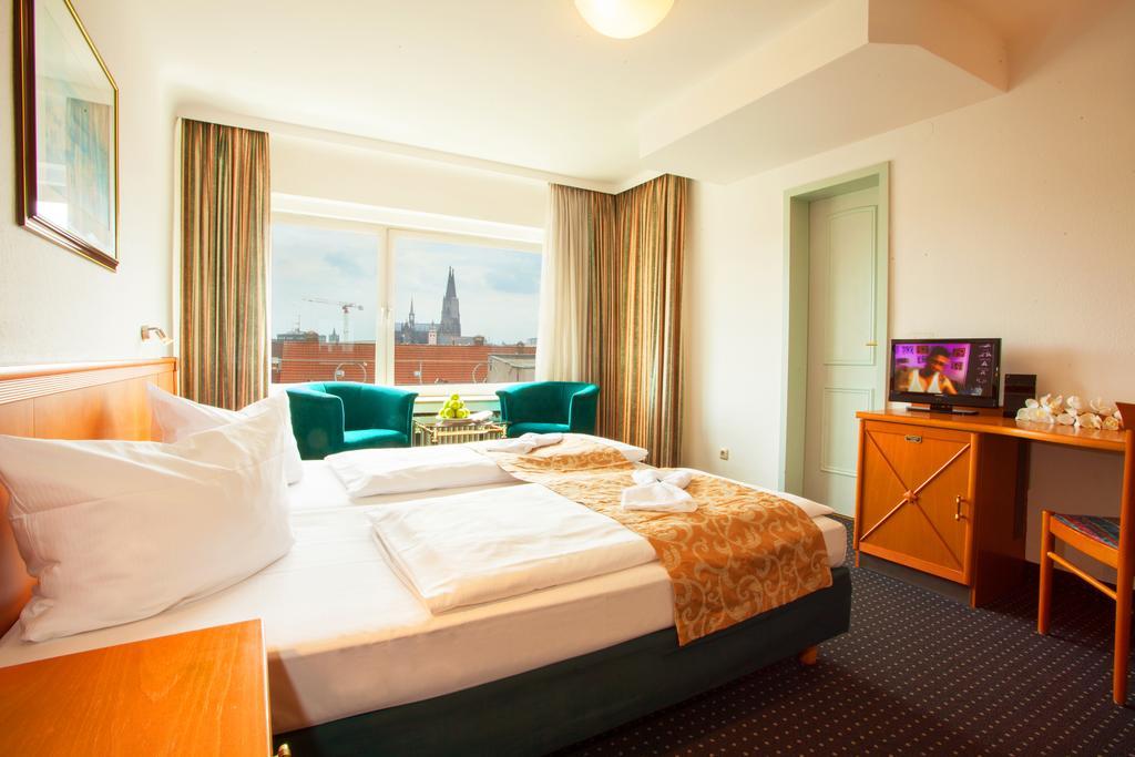 Ina Hotel Royal Cologne Luaran gambar